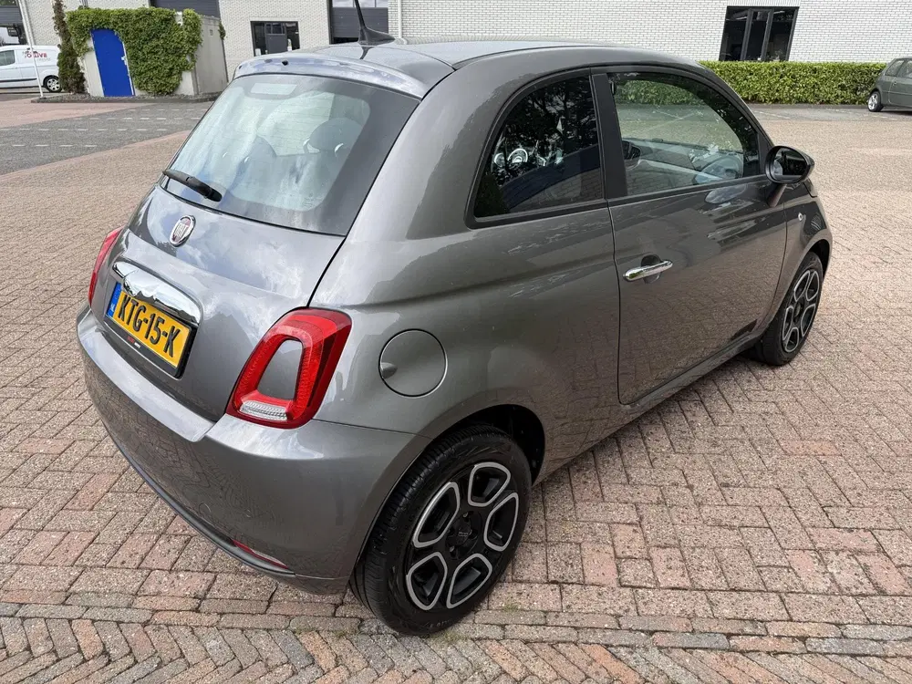Fiat 500 1.0 Hybrid Club uit 2022, foto 5