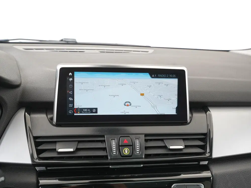 BMW 2-serie 218i Design Automaat uit 2022, foto 13