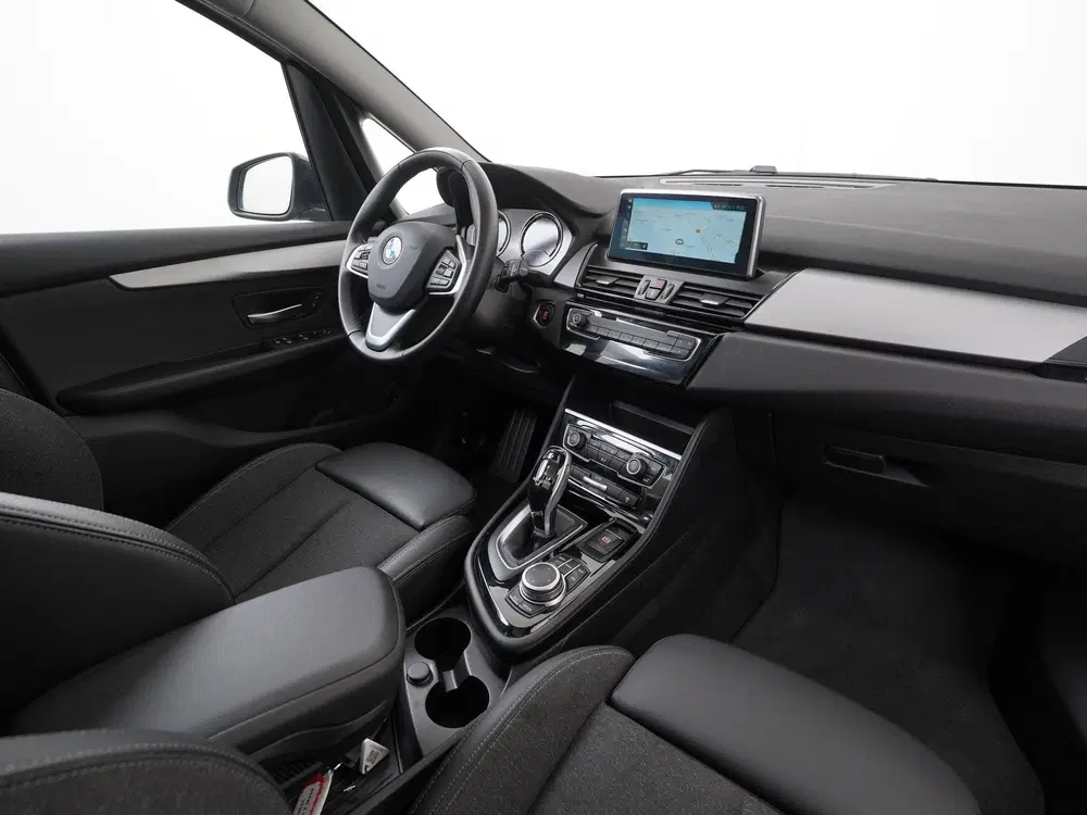 BMW 2-serie 218i Design Automaat uit 2022, foto 2