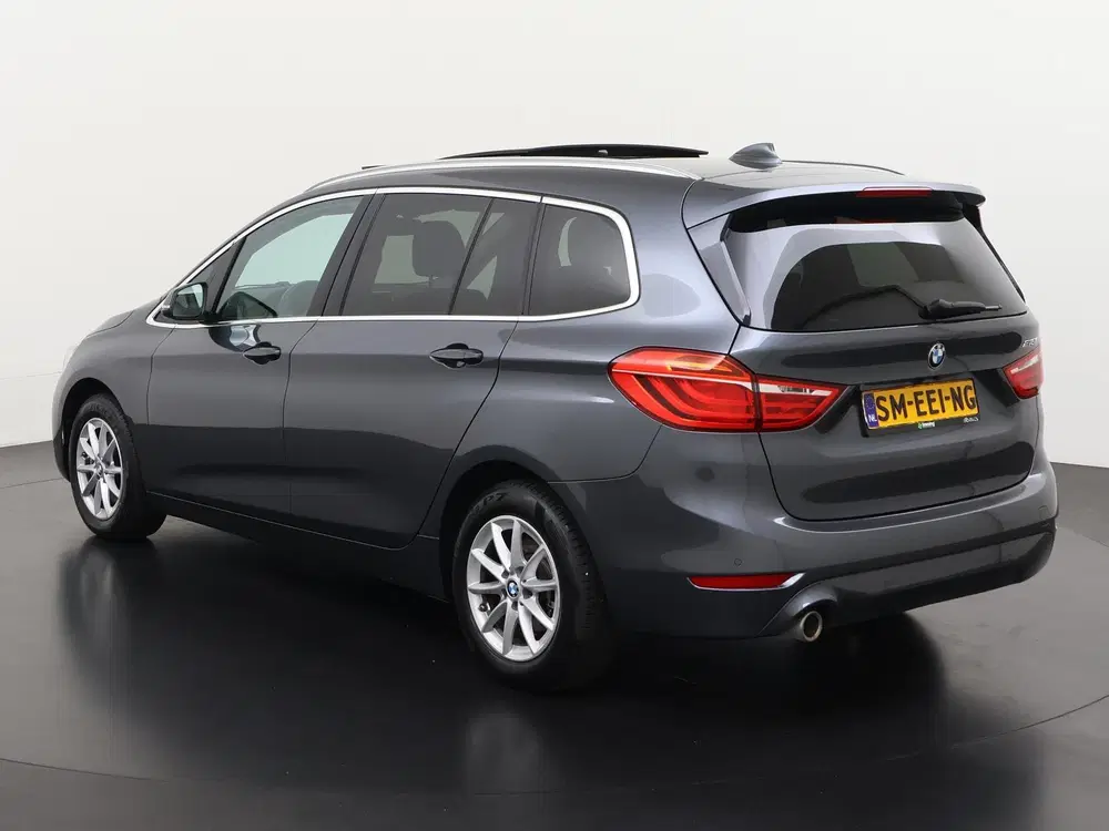 BMW 2-serie 218i Design Automaat uit 2022, foto 6