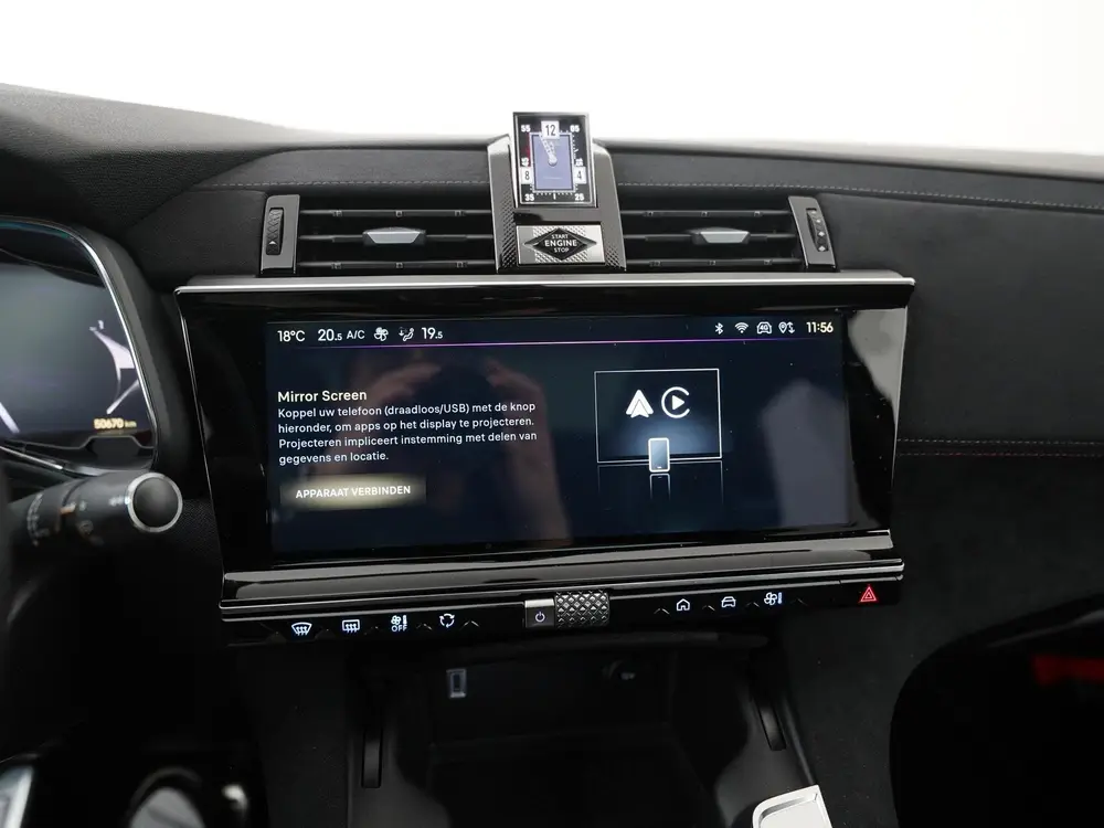 DS Automobiles DS 7 DS 7 E-Tense 225 Performance Line+ uit 2023, foto 19