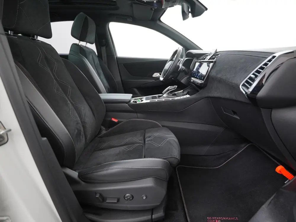 DS Automobiles DS 7 DS 7 E-Tense 225 Performance Line+ uit 2023, foto 3