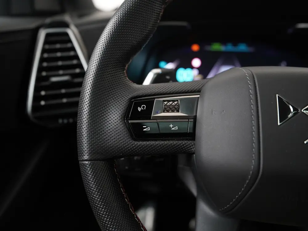 DS Automobiles DS 7 DS 7 E-Tense 225 Performance Line+ uit 2023, foto 7
