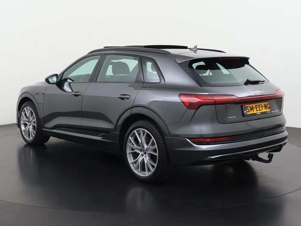 Audi e-tron 55 quattro S edition 95 kWh uit 2022, foto 7