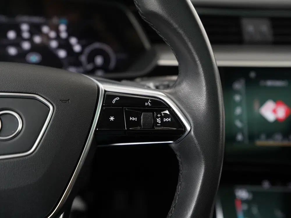 Audi e-tron 55 quattro Advanced 95 kWh uit 2022, foto 10