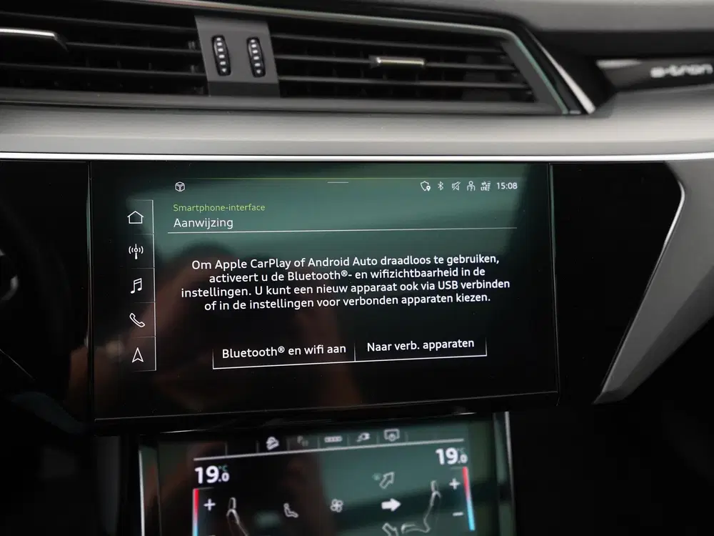 Audi e-tron 55 quattro Advanced 95 kWh uit 2022, foto 19