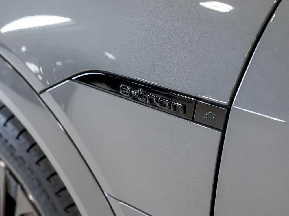 Audi Q8 50 quattro S Edition 95 kWh SOH 94% uit 2023, foto 18