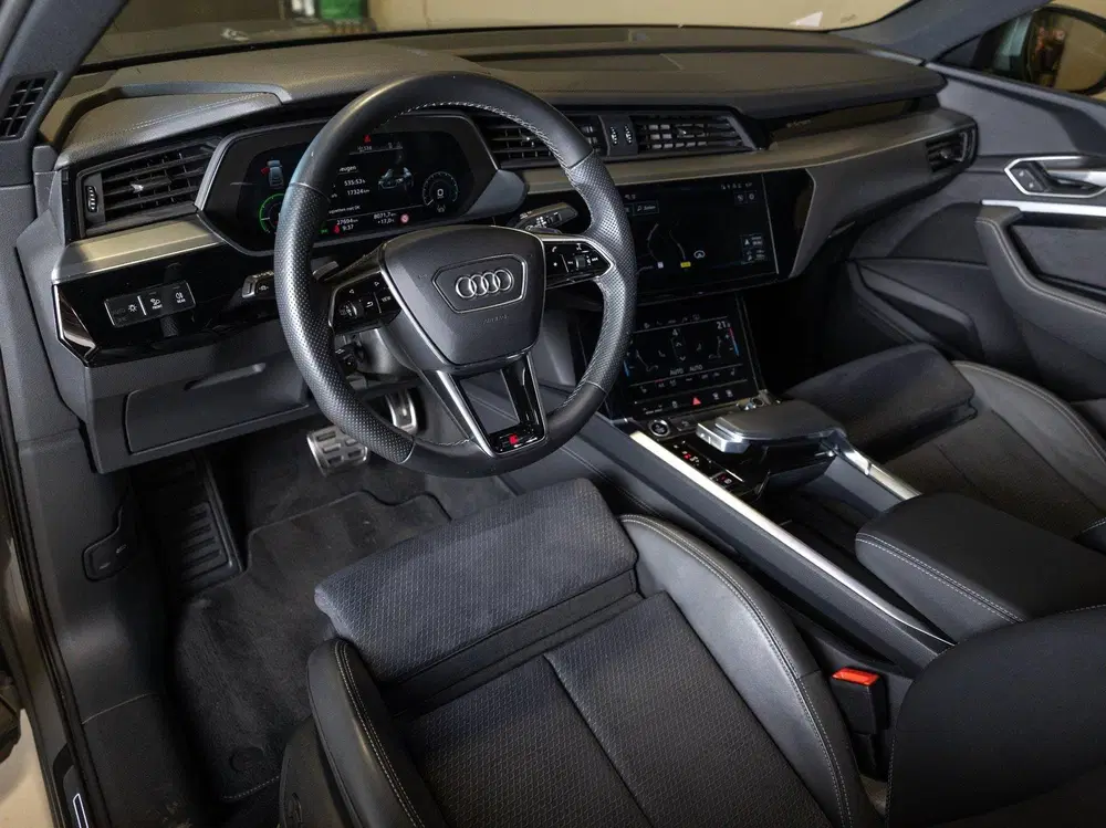 Audi Q8 50 quattro S Edition 95 kWh SOH 94% uit 2023, foto 20