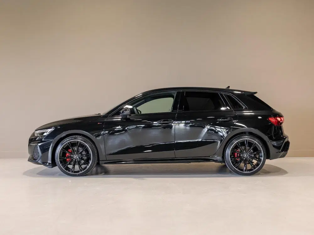 Audi A3 35 TFSI 2x S-Line edition uit 2025, foto 3