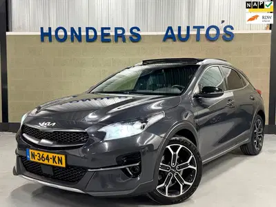 Kia XCeed 1.5 T-GDI MHEV Black Edition I PANO I 1E E uit 2021