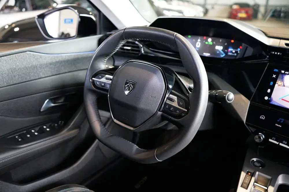 Peugeot 408 1.2 PureTech Allure Pack 130 uit 2023, foto 18