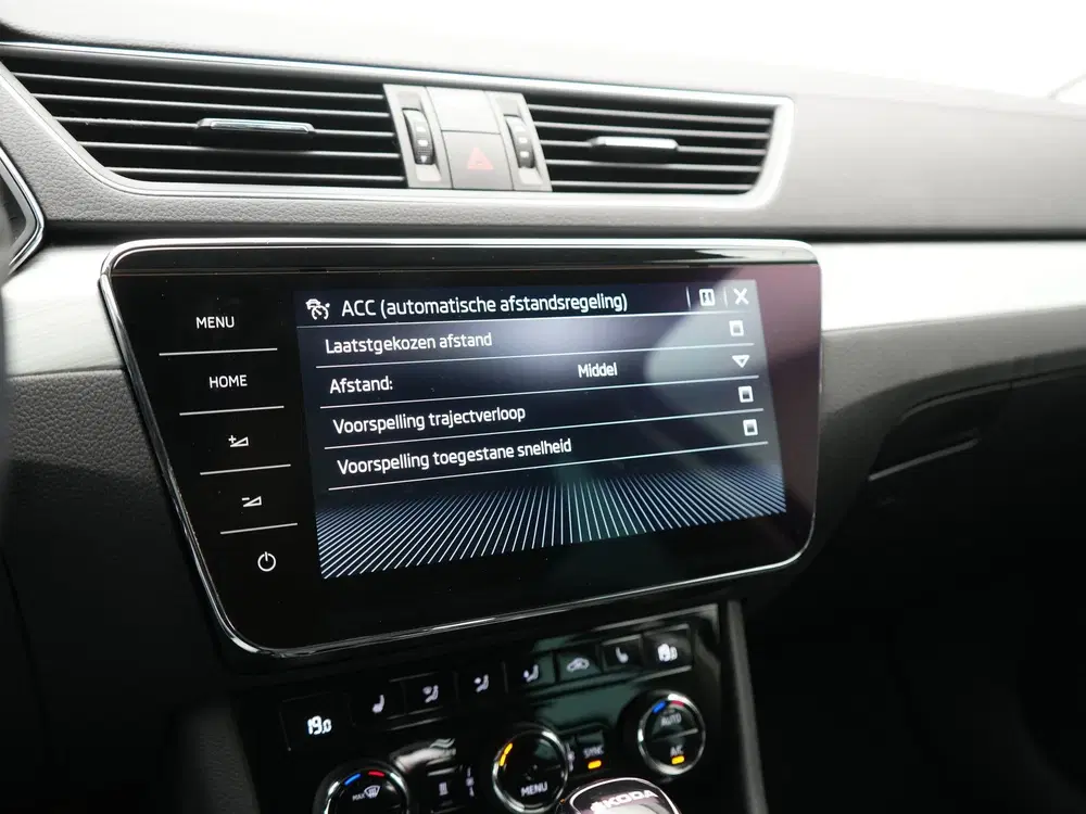 Skoda Superb 1.4 TSI iV Business Edition PHEV 218pk De uit 2022, foto 11