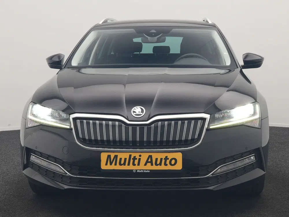 Skoda Superb 1.4 TSI iV Business Edition PHEV 218pk De uit 2022, foto 15