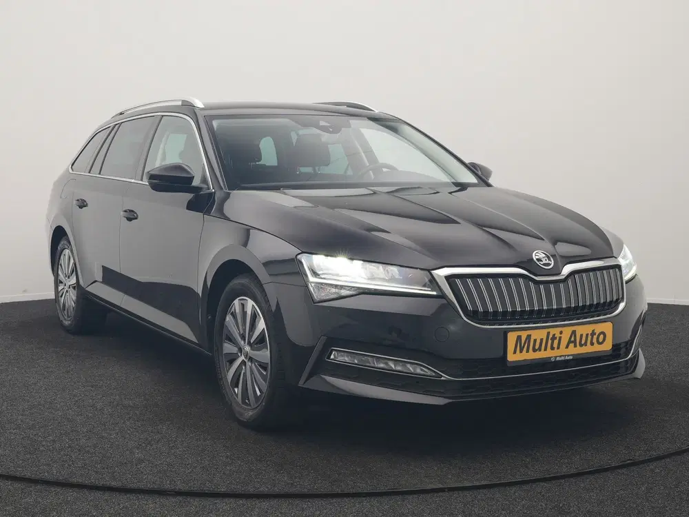 Skoda Superb 1.4 TSI iV Business Edition PHEV 218pk De uit 2022, foto 17