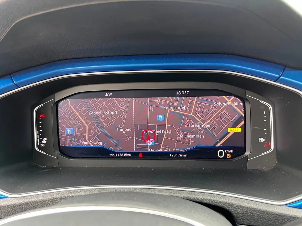 Volkswagen T-Roc 1.5 TSI Sport Business - DIGITAL DASH ! uit 2019, foto 10