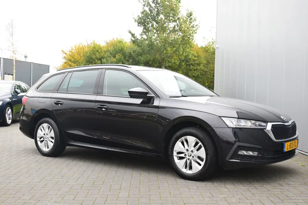 Skoda Octavia 1.0 TSI Business Edition Priv uit 2021, foto 10