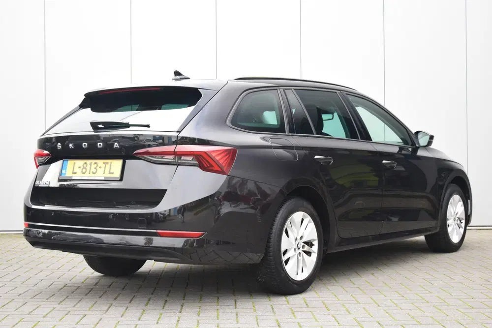 Skoda Octavia 1.0 TSI Business Edition Priv uit 2021, foto 4