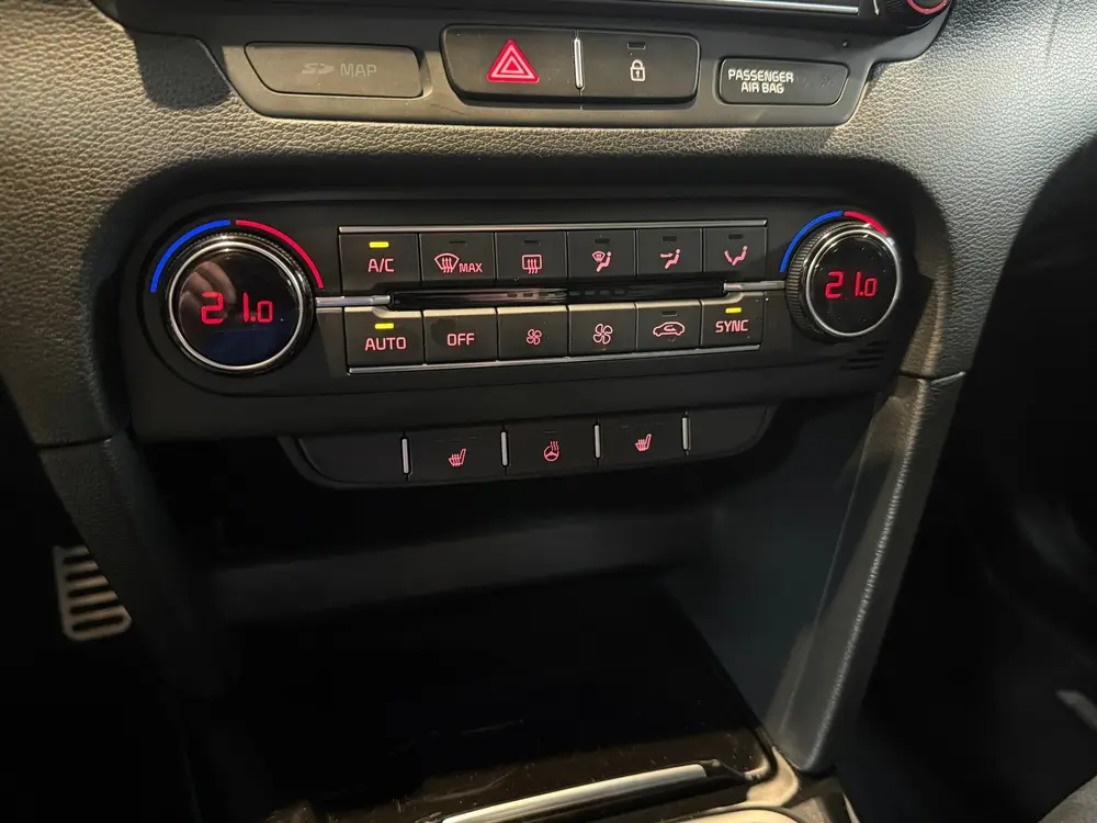 Kia Ceed 1.0 T-GDi GT-Line uit 2019, foto 18