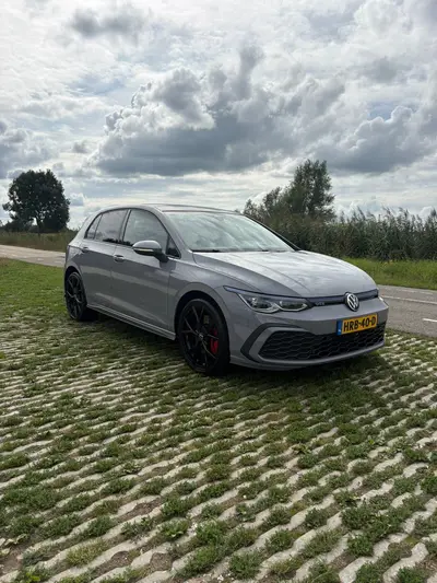 Volkswagen Golf 8 GTE Pano Headup IQ Grijs 19inch uit 2020