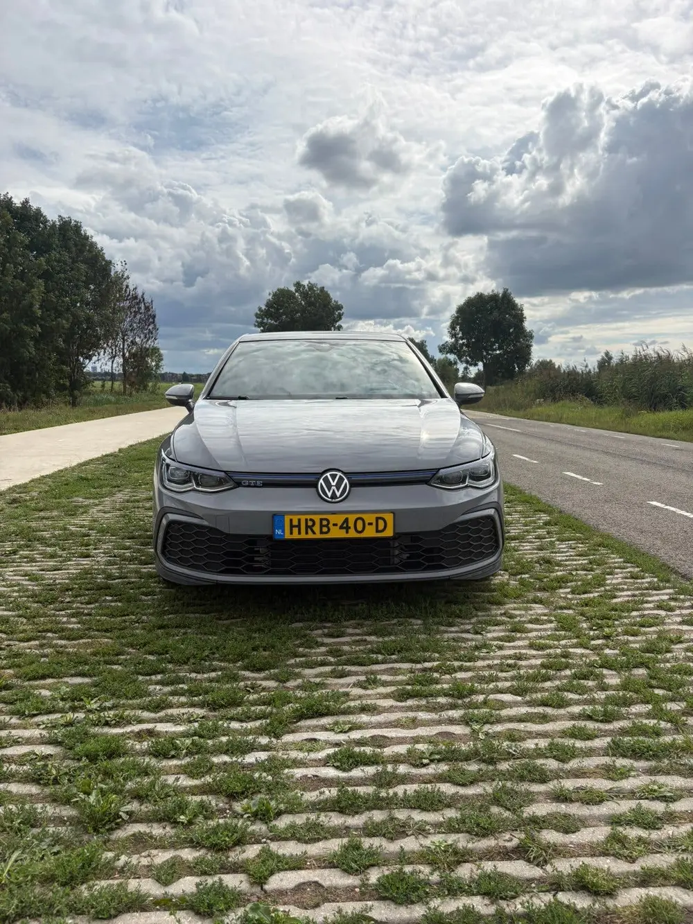Volkswagen Golf 8 GTE Pano Headup IQ Grijs 19inch uit 2020, foto 2