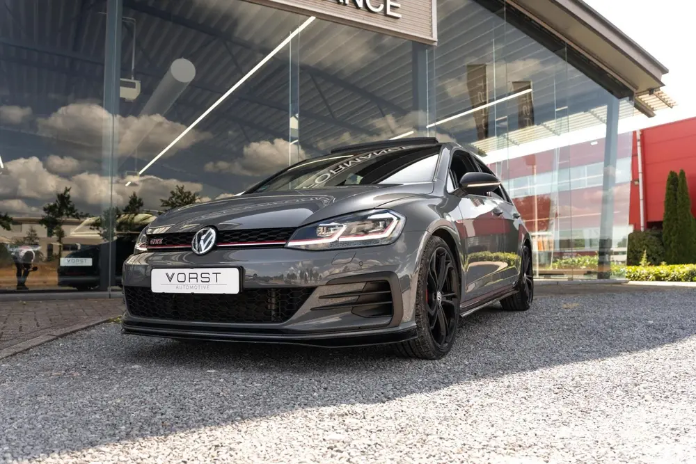Volkswagen Golf 2.0 TSI GTI TCR Pano Akra Leder DCC uit 2020, foto 13