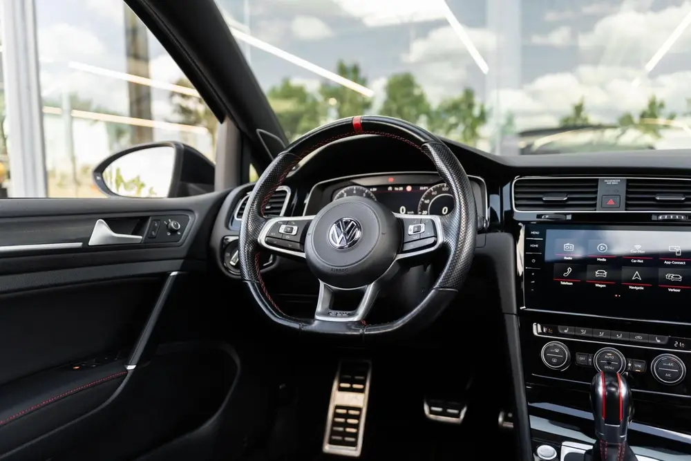 Volkswagen Golf 2.0 TSI GTI TCR Pano Akra Leder DCC uit 2020, foto 20