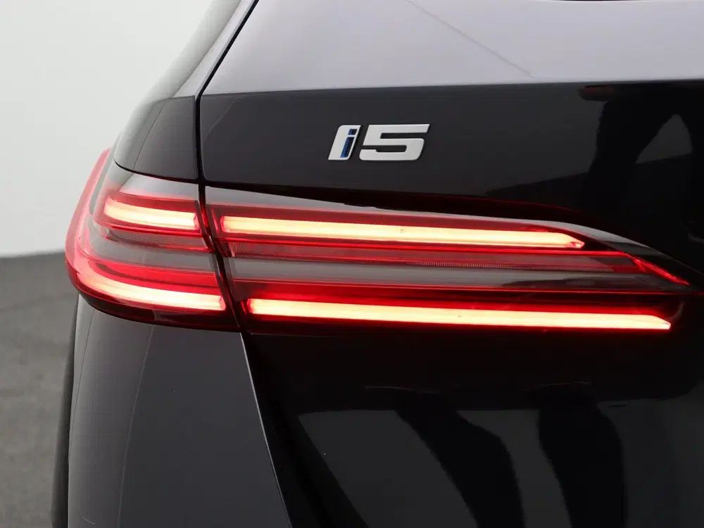 BMW i5 eDrive 40 M Sportpakket Pro uit 2024, foto 10