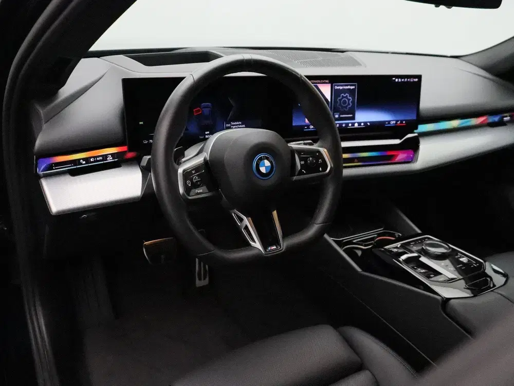 BMW i5 eDrive 40 M Sportpakket Pro uit 2024, foto 11