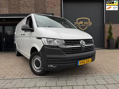 Volkswagen Transporter 2.0 TDI T6 L2H1 28 150PK Highline Dub uit 2020