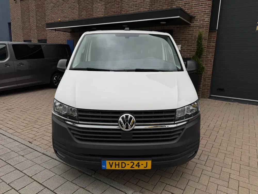 Volkswagen Transporter 2.0 TDI T6 L2H1 28 150PK Highline Dub uit 2020, foto 10
