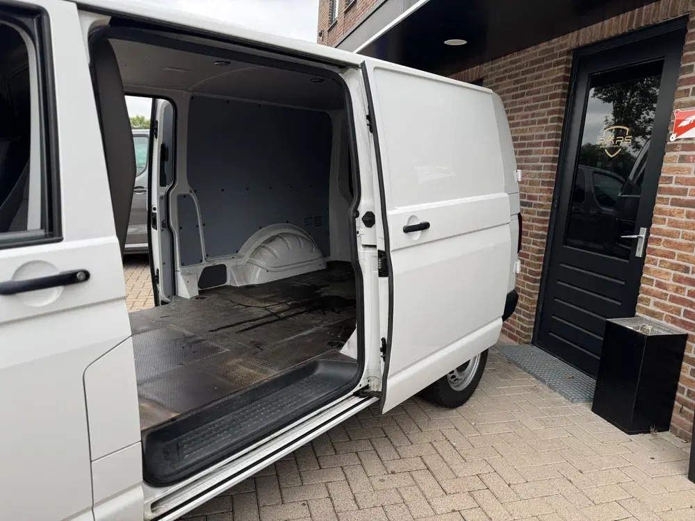 Volkswagen Transporter 2.0 TDI T6 L2H1 28 150PK Highline Dub uit 2020, foto 17