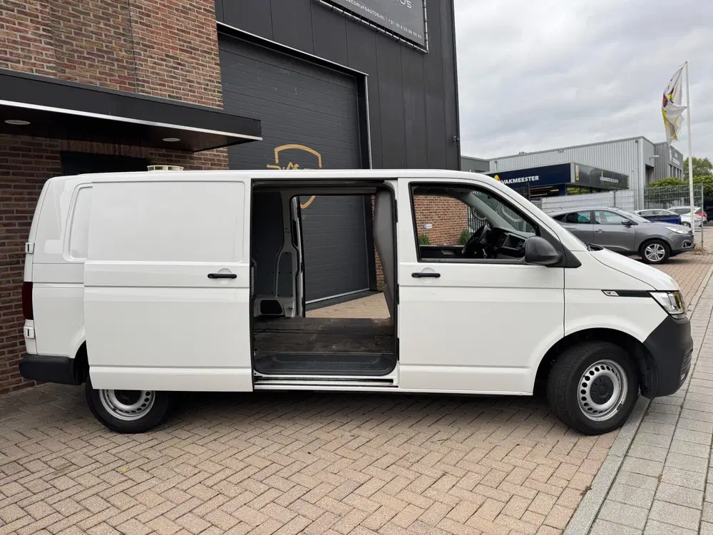 Volkswagen Transporter 2.0 TDI T6 L2H1 28 150PK Highline Dub uit 2020, foto 5