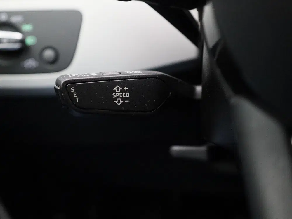 Audi A4 35 TFSI Pro Line uit 2022, foto 20