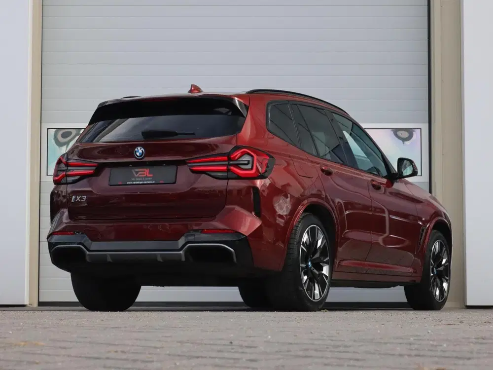BMW iX3 High Executive 80kWh M-sport uit 2022, foto 3