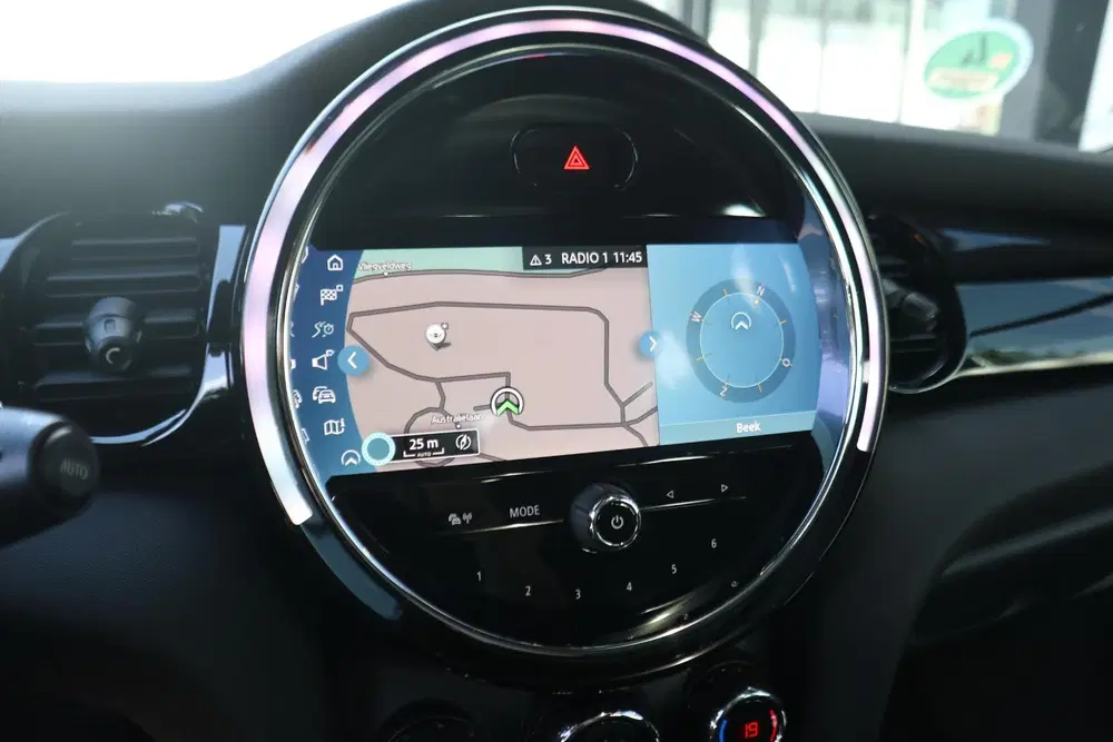 Mini Cooper Cooper uit 2021, foto 14