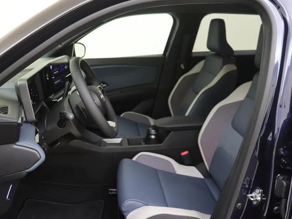 Nissan Micra EVOLVE 52 kWh uit 2026, foto 15