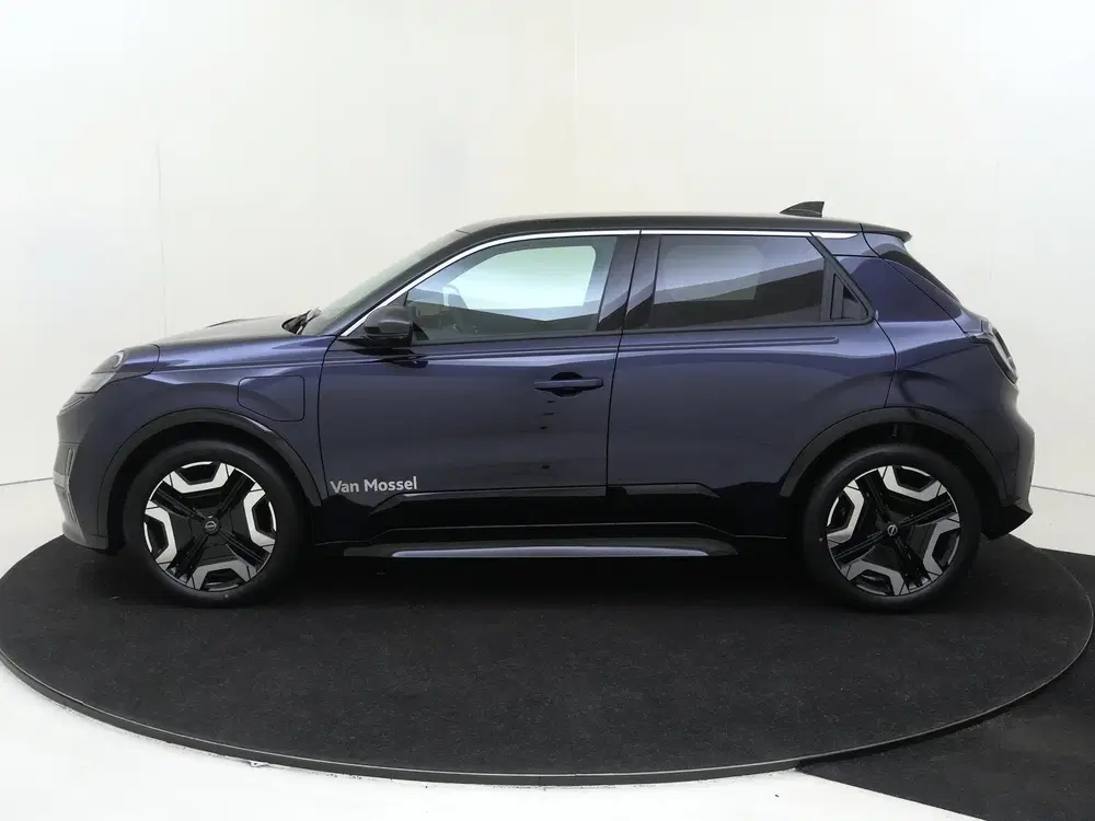 Nissan Micra EVOLVE 52 kWh uit 2026, foto 8