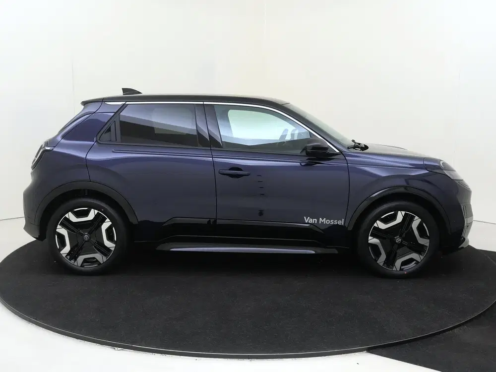 Nissan Micra EVOLVE 52 kWh uit 2026, foto 9