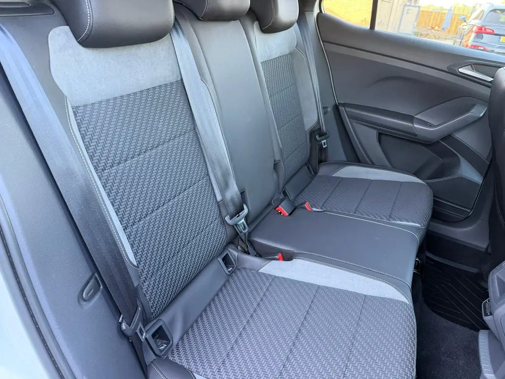 Volkswagen T-Cross 1.0 TSI R-line Dsg / Acc / Navi / Led uit 2020, foto 15