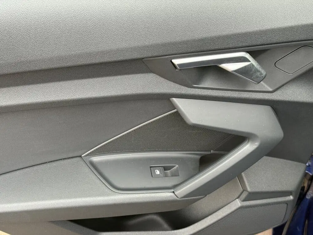 Audi A3 40 TFSI e Advanced edition uit 2022, foto 11