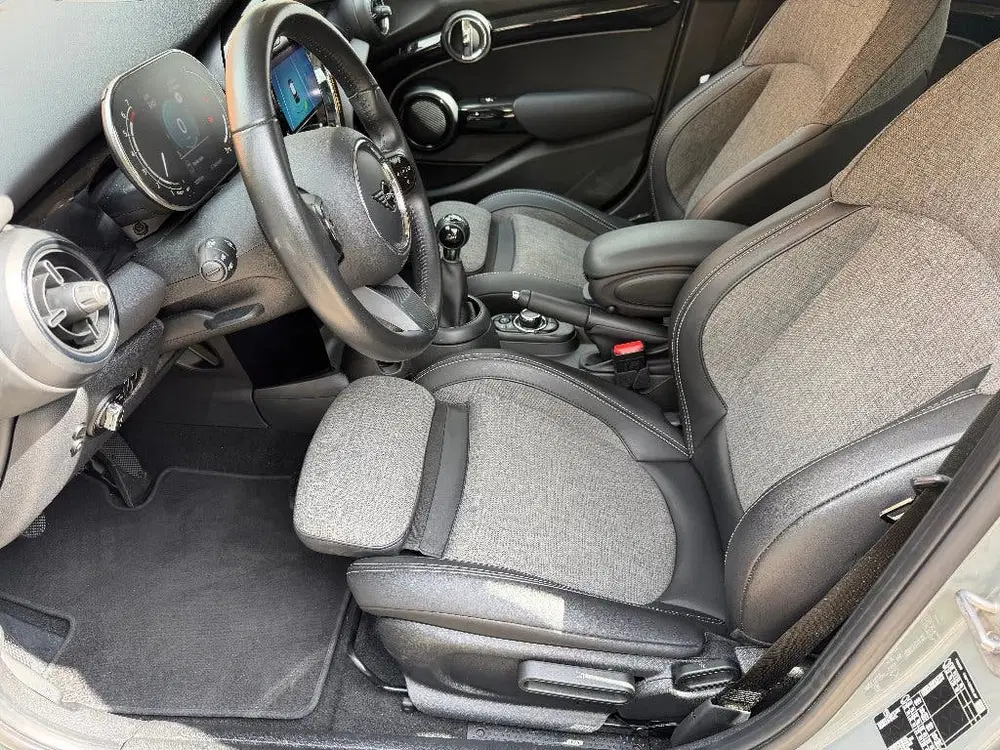 Mini Cooper Cooper 2022 Business 1.5 uit 2022, foto 15