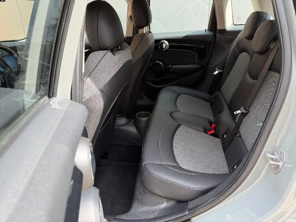 Mini Cooper Cooper 2022 Business 1.5 uit 2022, foto 16