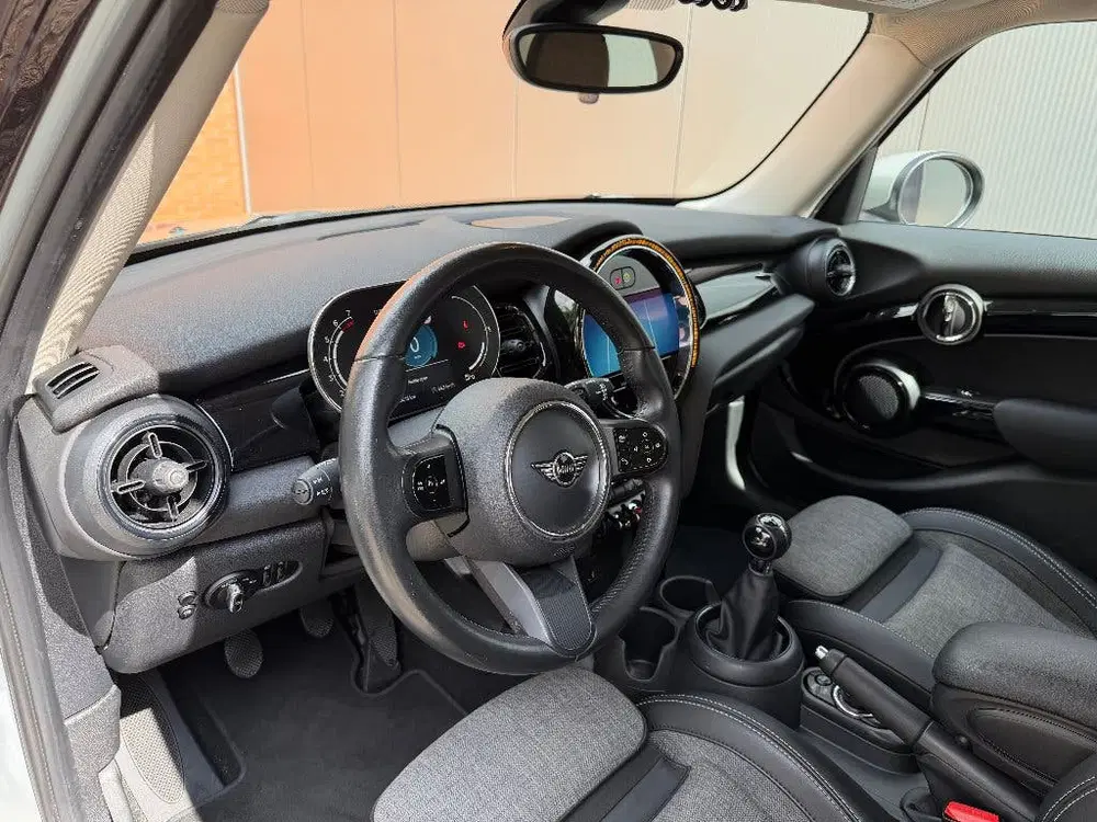 Mini Cooper Cooper 2022 Business 1.5 uit 2022, foto 3
