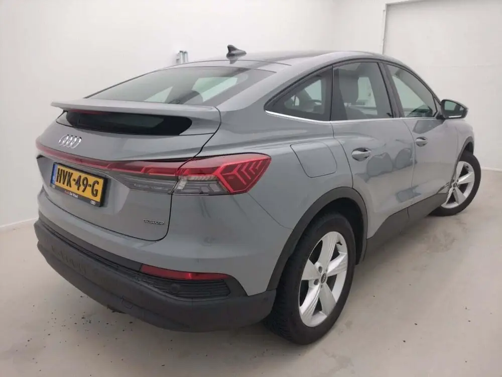 Audi Q4 e-tron 45 quattro Edition 82 kWh uit 2025, foto 2