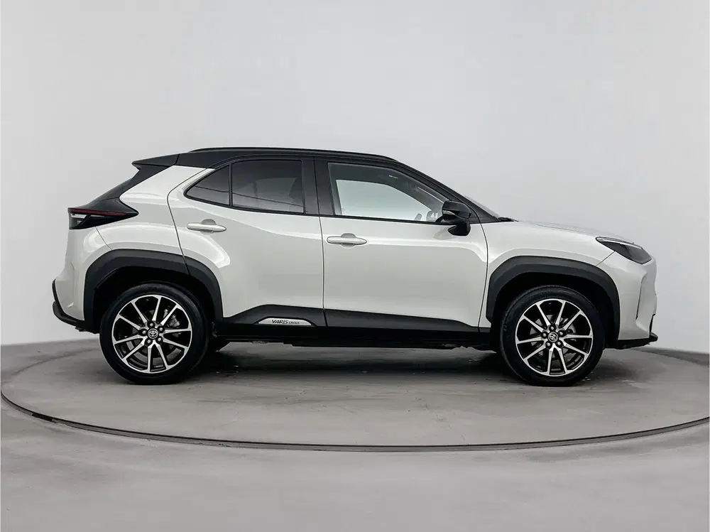 Toyota Yaris Cross 1.5 Hybrid GR Sport Limited uit 2023, foto 12