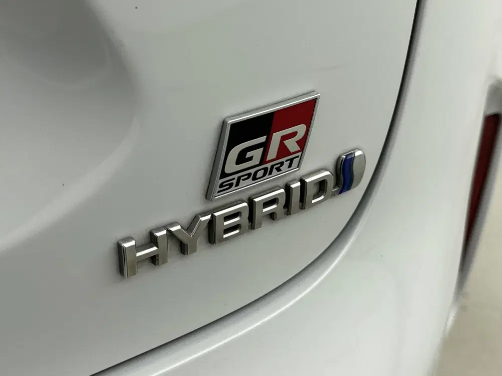 Toyota Yaris Cross 1.5 Hybrid GR Sport Limited uit 2023, foto 19