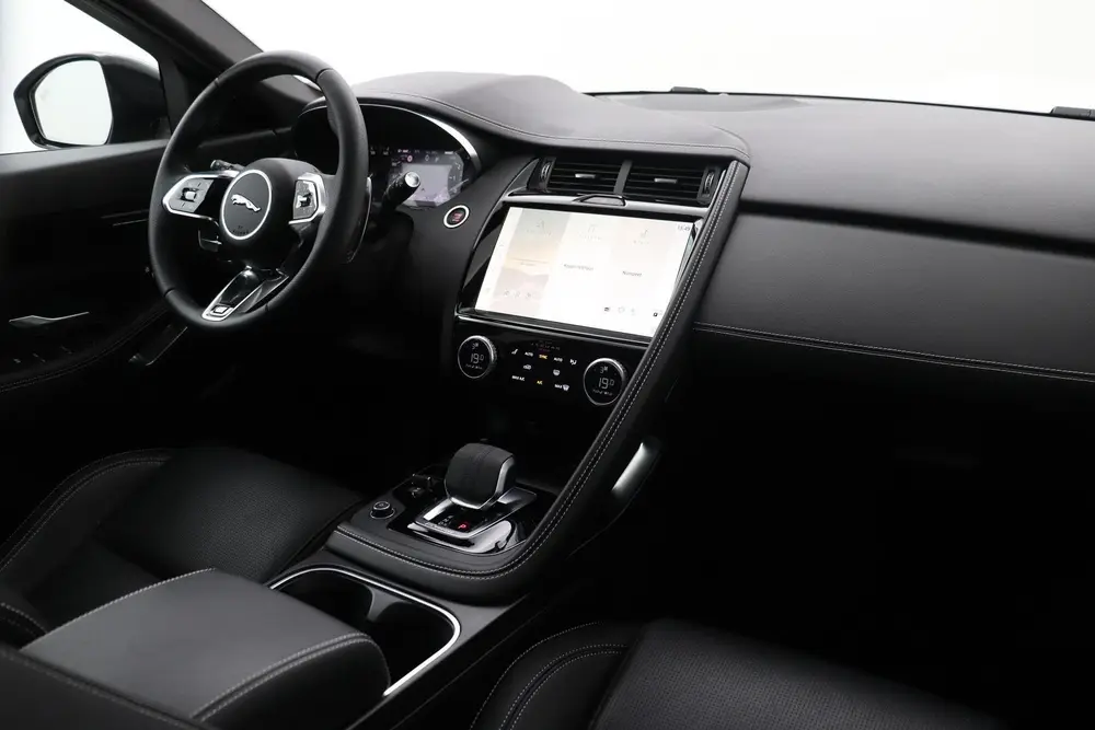 Jaguar E-Pace P300e R-Dynamic SE | Panoramadak | ACC | BLIS uit 2024, foto 18