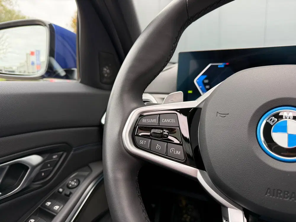 BMW 3-serie 330e xDrive M-sport pano tr.hk H&K 19 in uit 2025, foto 20