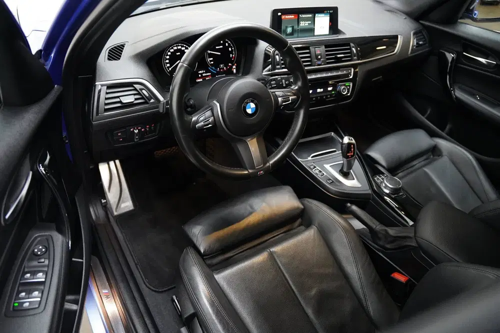 BMW 1-serie 118i M Sport Edition LEER PDC SFEER NAP uit 2019, foto 11