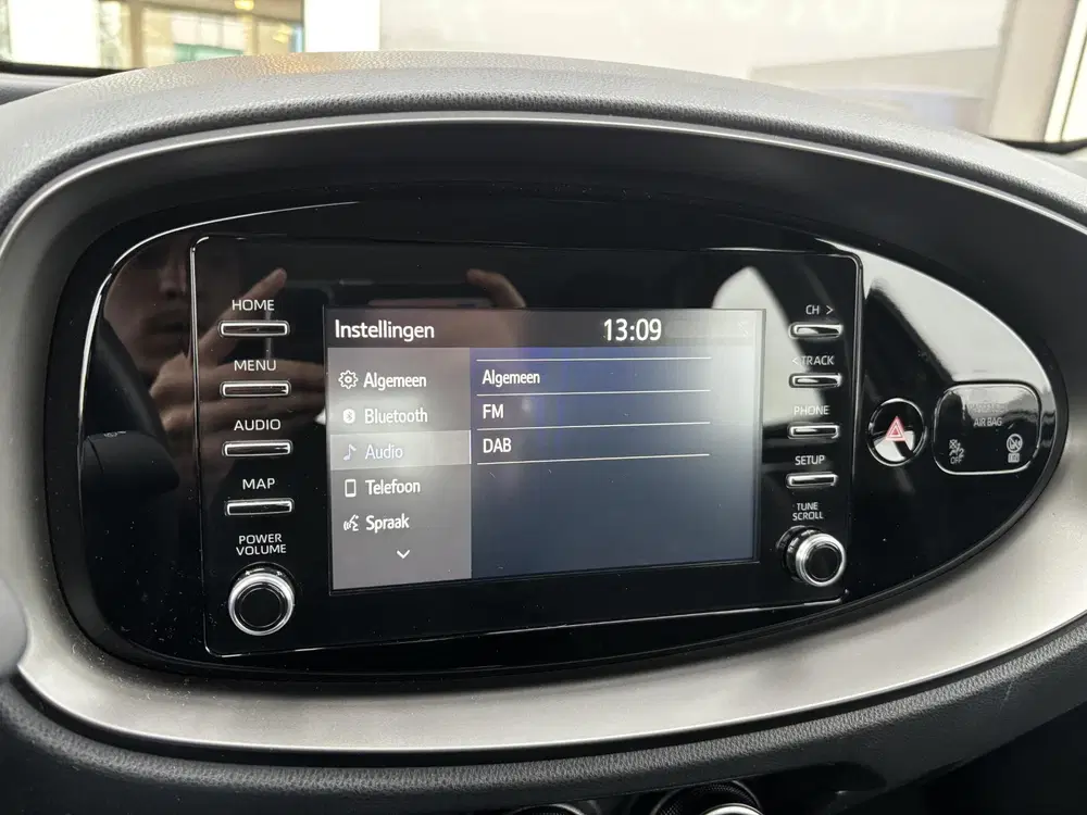 Toyota Aygo X 1.0 VVT-i MT Play Apple Carplay uit 2022, foto 10
